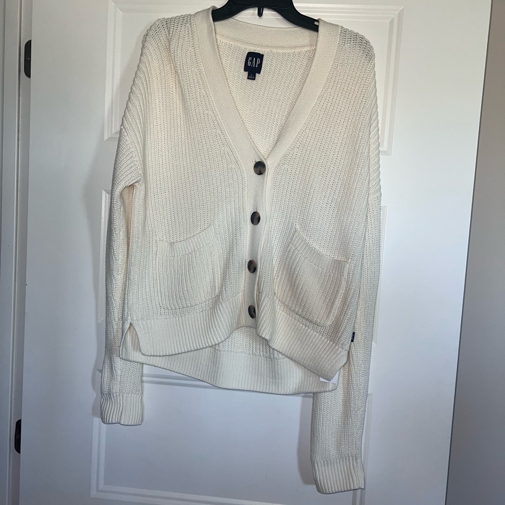GAP Women's Cream Cardigan Sweater